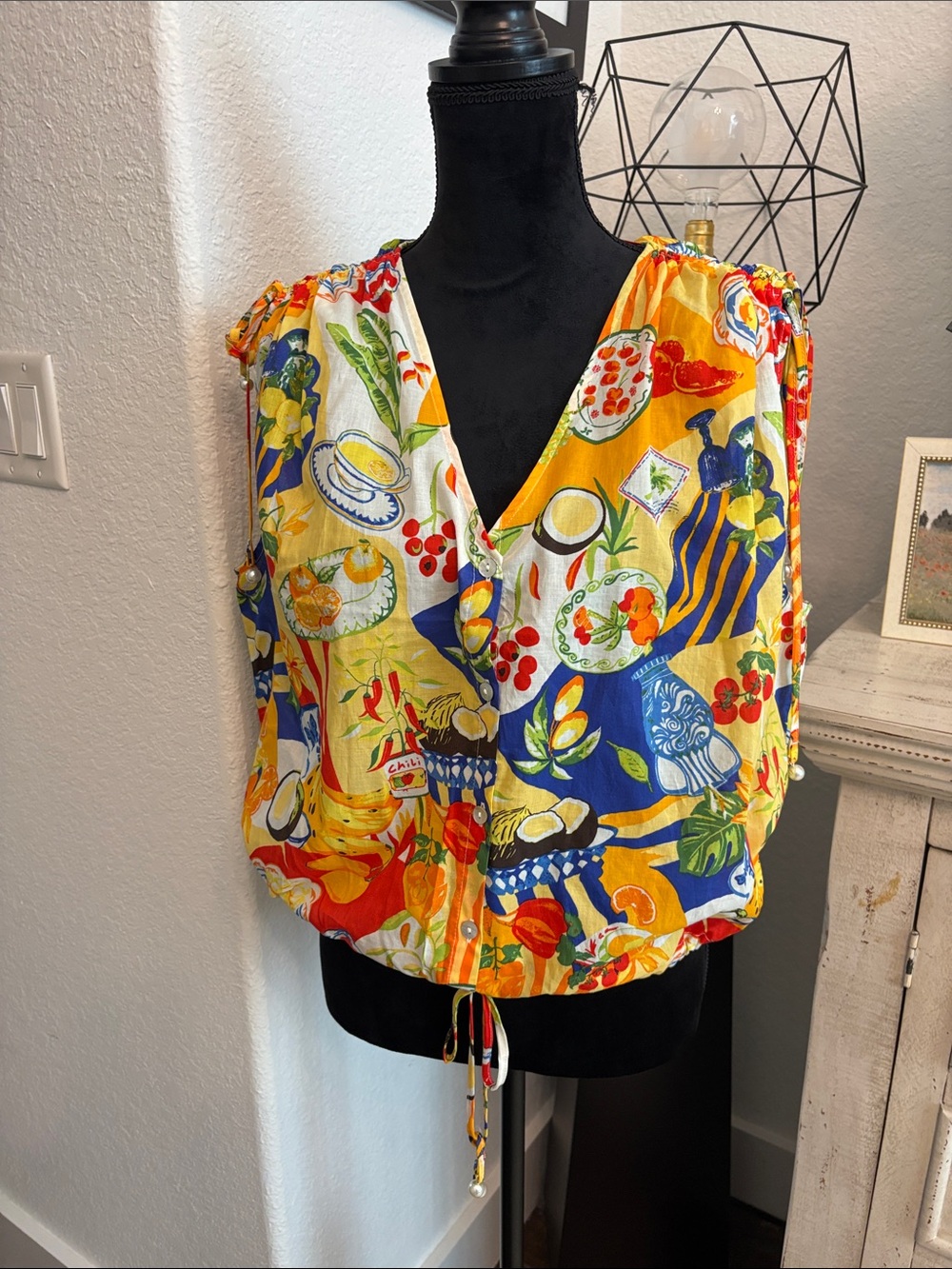 Marc New York by Andrew Marc Vibrant Multicolor Printed V-Neck Women's Top